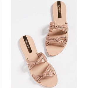 Kaanas nude leather slide sandal